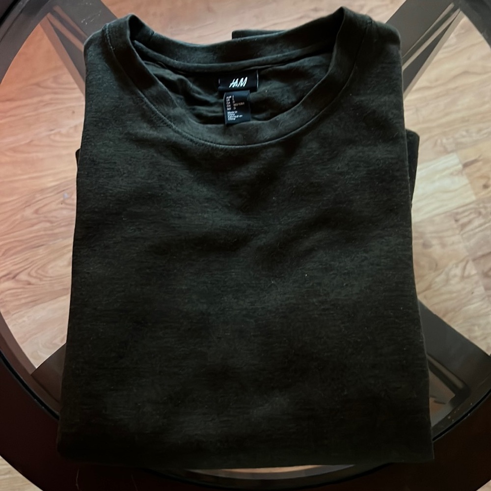 H&M crew